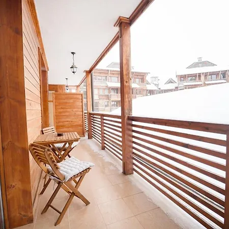 Host2u Highland Hideaway Апартаменты