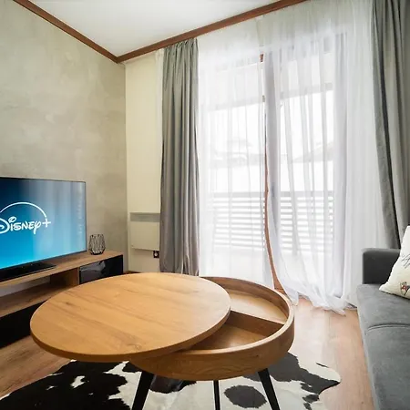 Apartament Host2u Highland Hideaway *