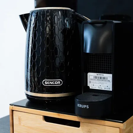 Апартаменты Host2u Highland Hideaway