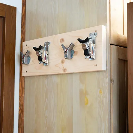 Host2u Highland Hideaway Апартаменты *