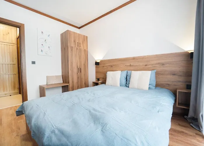 Host2u Highland Hideaway